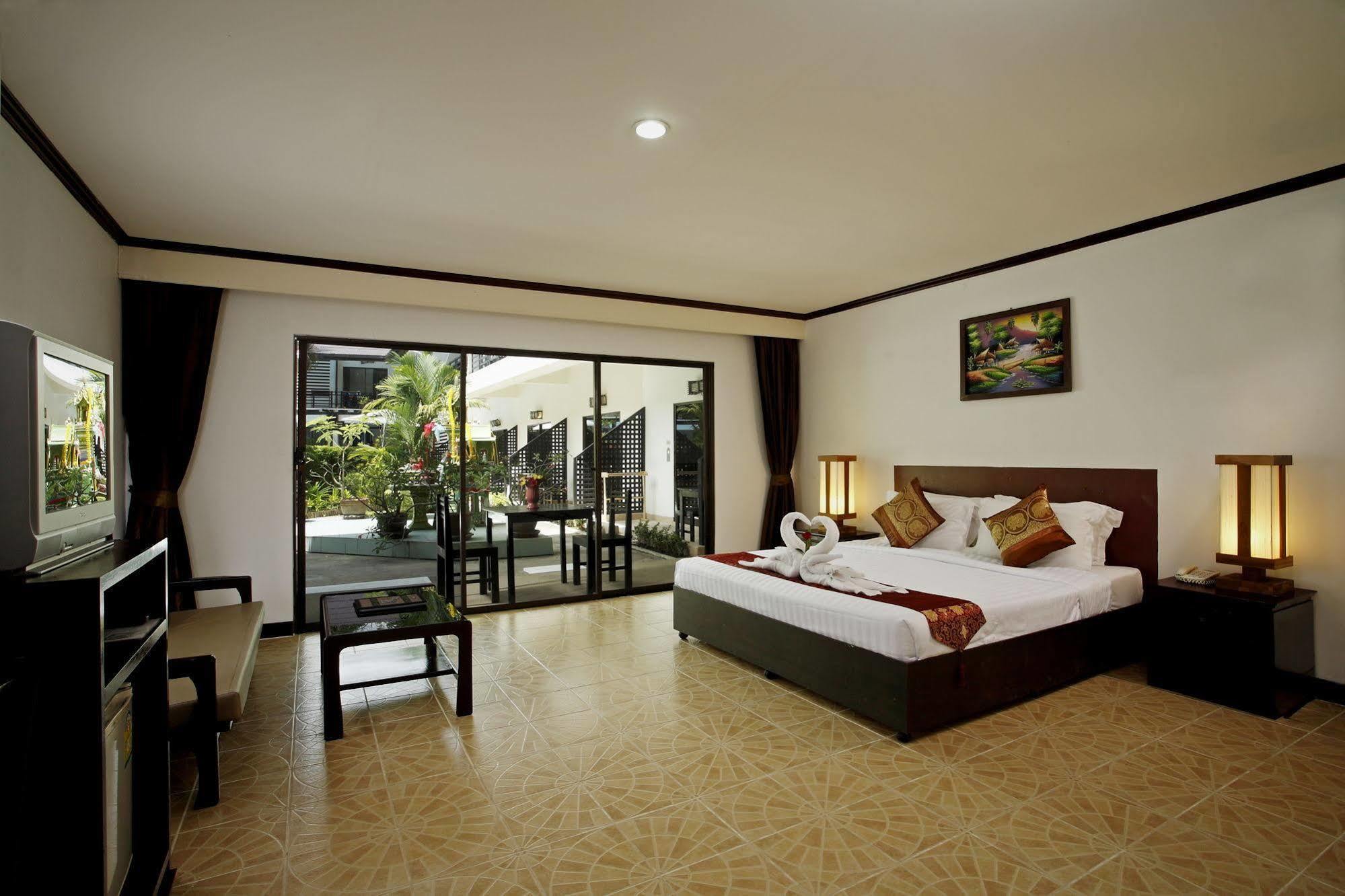 Bamboo Beach Hotel & Spa Patong Zewnętrze zdjęcie